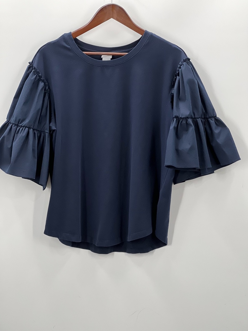 379 Chico's XL Navy Ruffle Tier Sleeve Tee